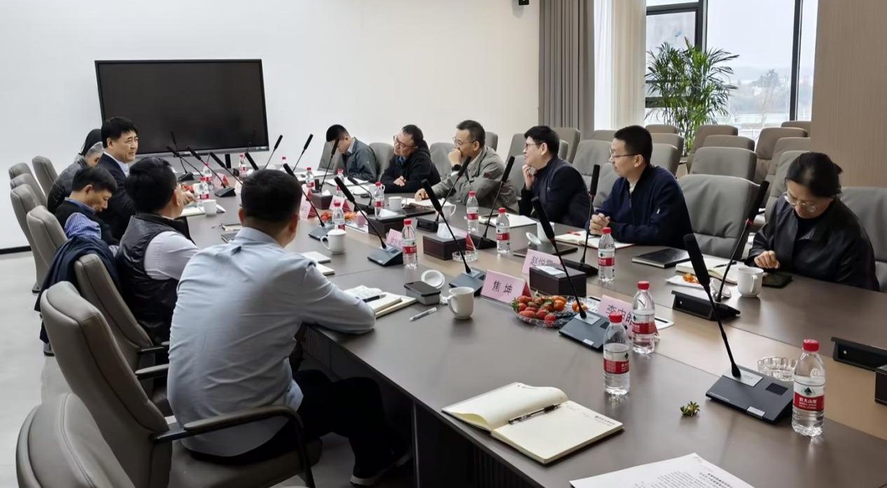 爱普控股召开春耕保供稳价现场会